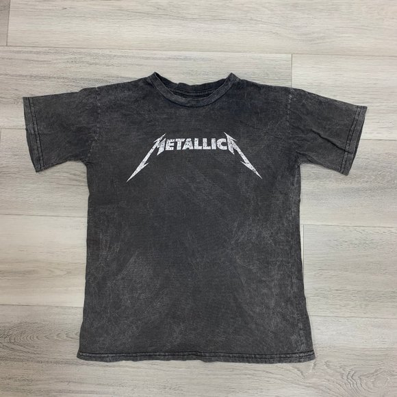 Metallica Other - Metallica Distressed Gray Short Sleeve T Shirt